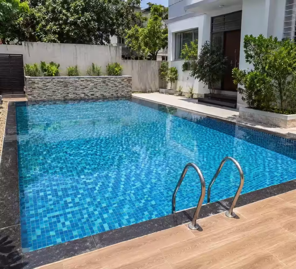 Swimming pool decorative flooring